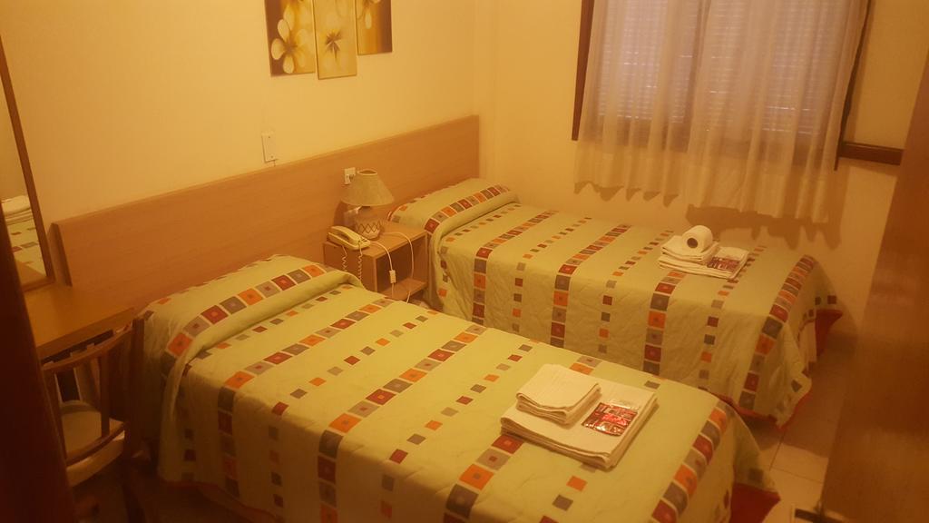 Hotel Europa Mar del Plata Esterno foto